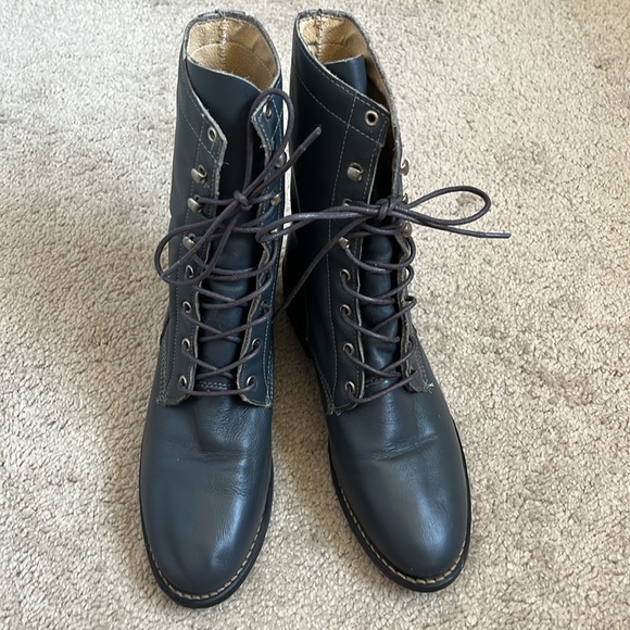 Beautiful Vintage Grey Gray Mid Calf Laceup Leather Doc Style Moto Riding Boots - Picture 2 of 11